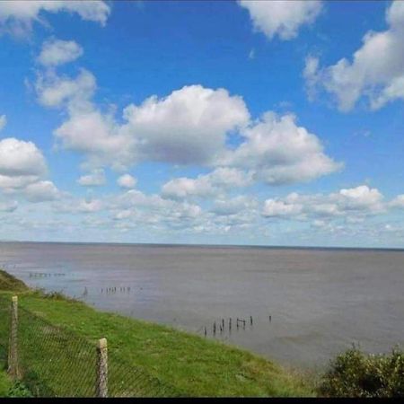 Villa Sea View 3-Bed Heated Pool Eat Bar Kids Park Lowestoft Buitenkant foto