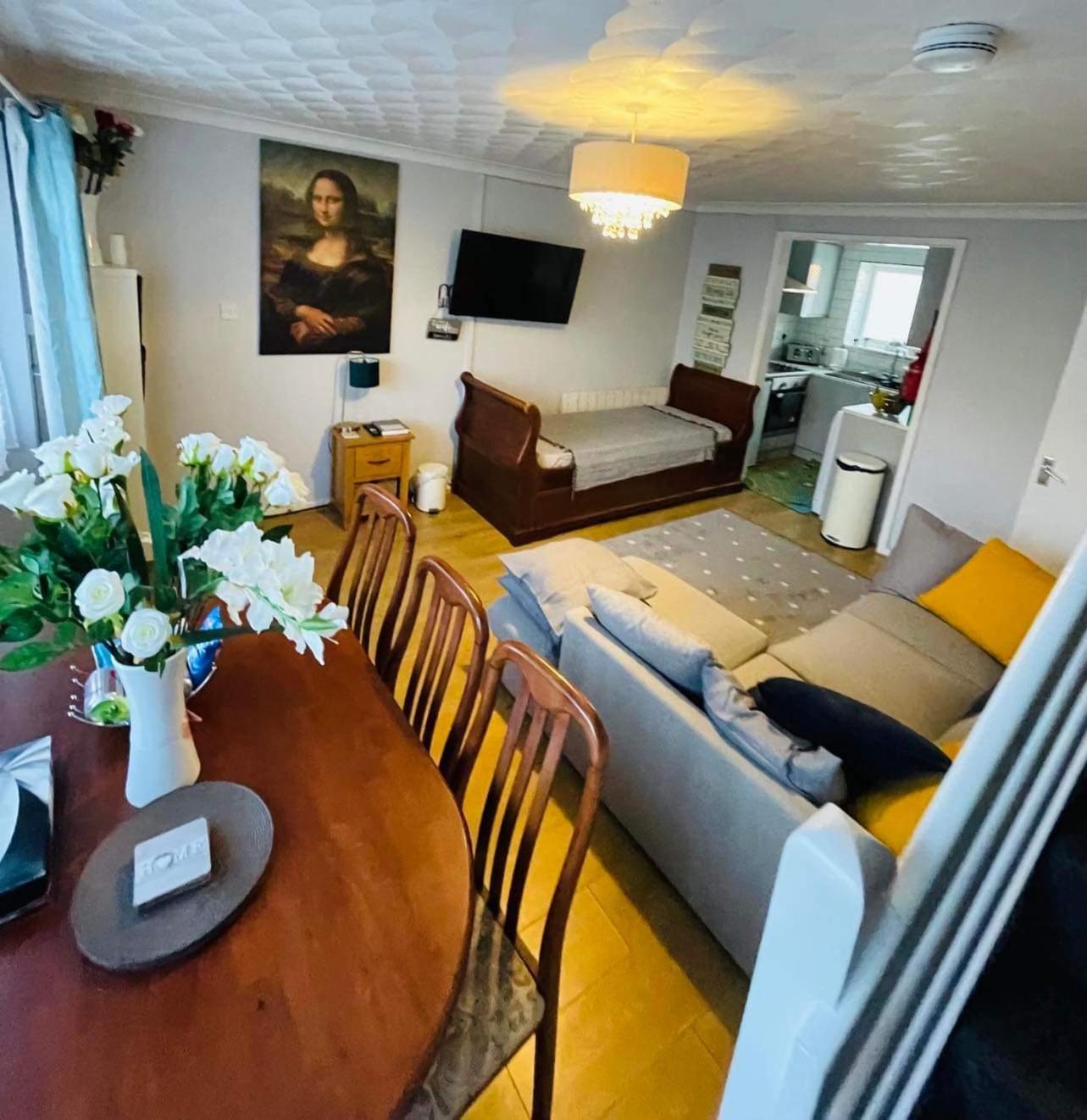 Villa Sea View 3-Bed Heated Pool Eat Bar Kids Park Lowestoft Buitenkant foto